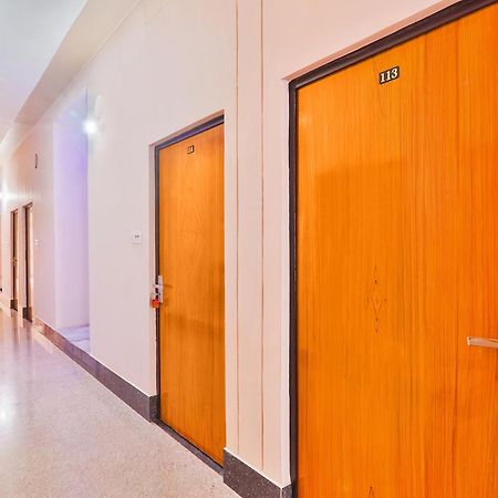Fabhotel Shree Venkatesh Nileyam Ayodhya Buitenkant foto