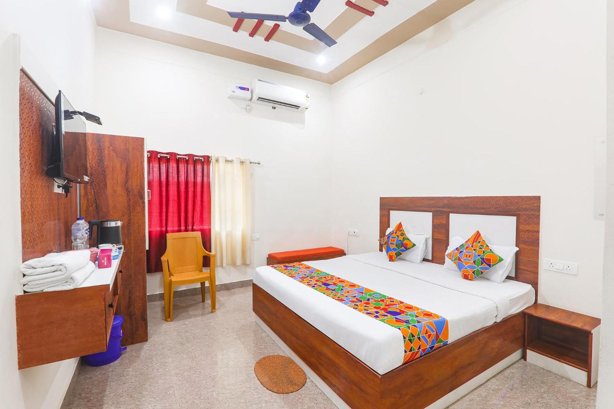 Fabhotel Shree Venkatesh Nileyam Ayodhya Buitenkant foto